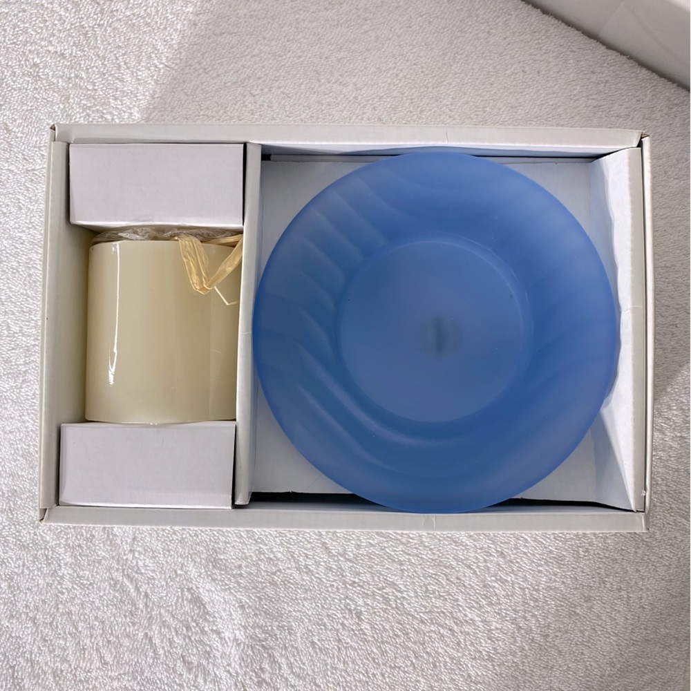 Dansk Handmade Art Glass Tsunami Blue Glass Pillar Holder With Candle